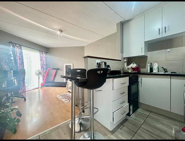 1 BEDROOM PROPERTY TO RENT IN BRYANSTON